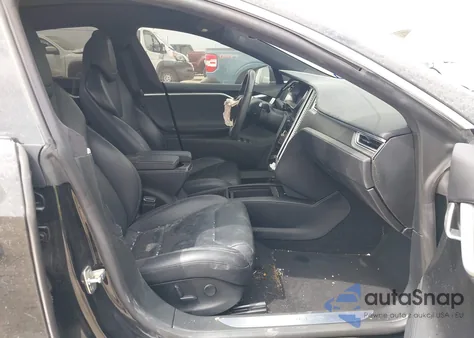 2017 Tesla Model S 60/75 из США, поврежденный, VIN 5YJSA1E11HF225893